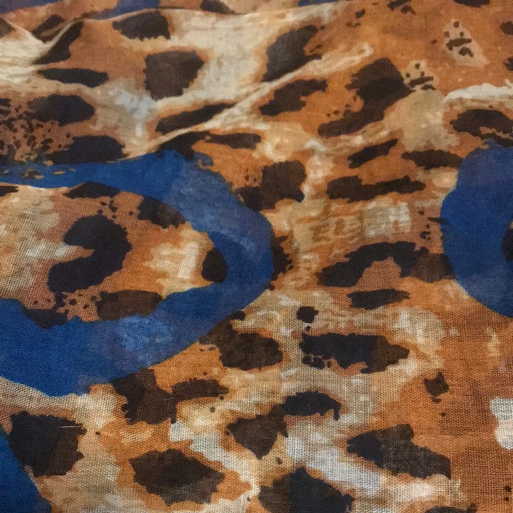 Leopard Infinity Scarf - Picture 2 of 2